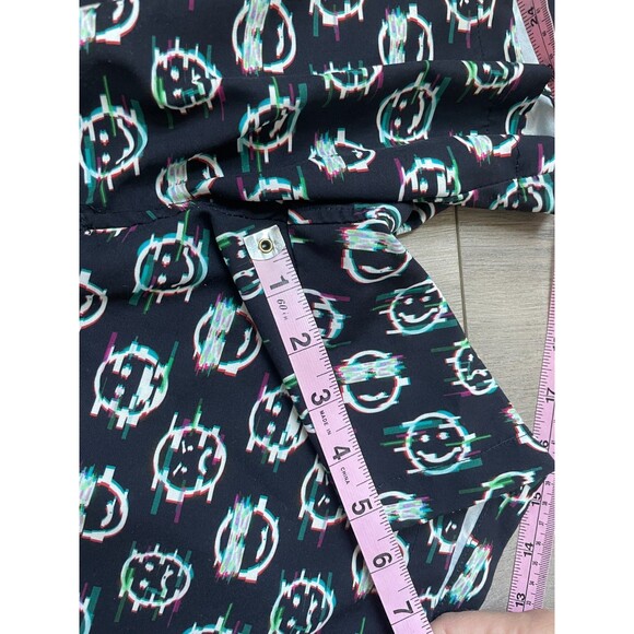 WeSC America Inc Austin Emoji Glitch Shorts 6" Unisex Mens M / Womens L multi - Picture 6 of 8